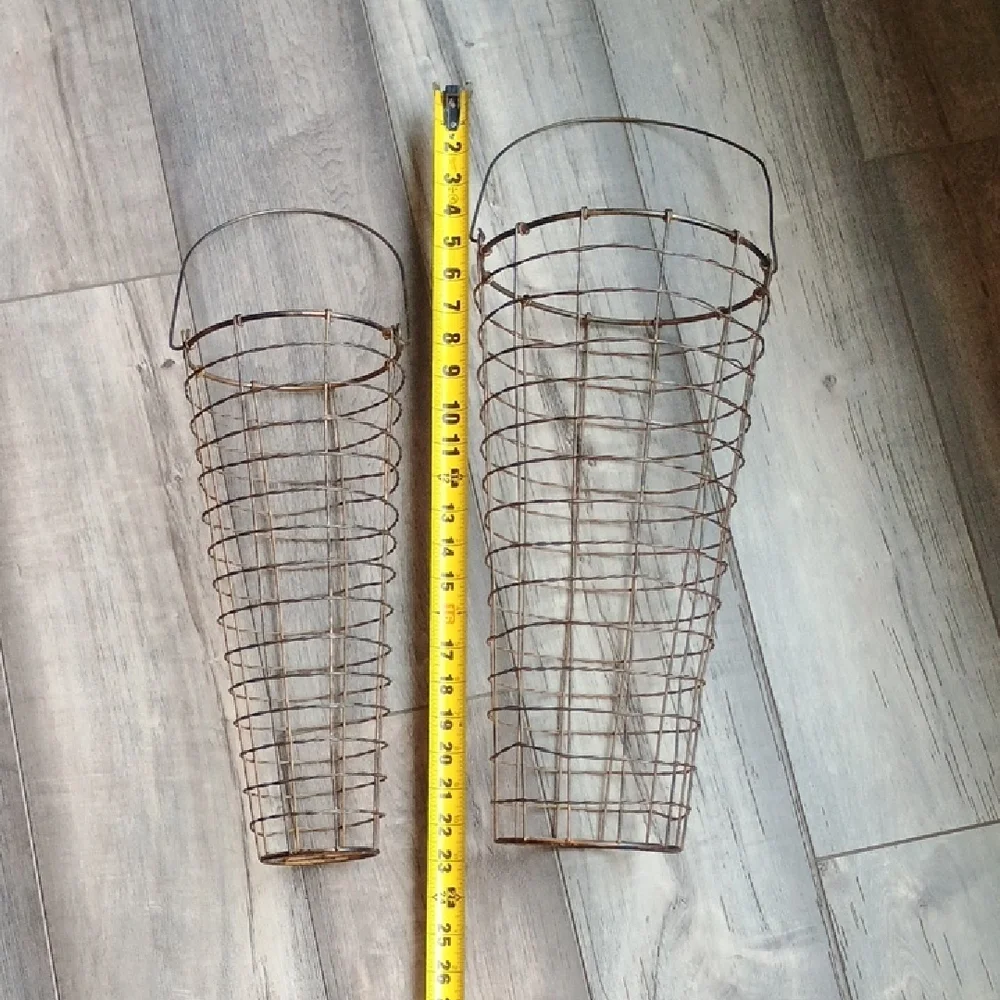 Brown Wire Basket Set with Geometric Design